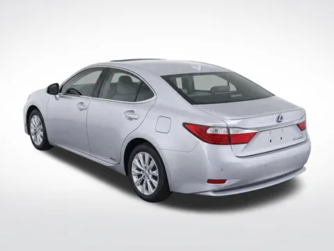 More photos of 2013 Lexus ES 300h at Hi Lo Auto Sales, MD