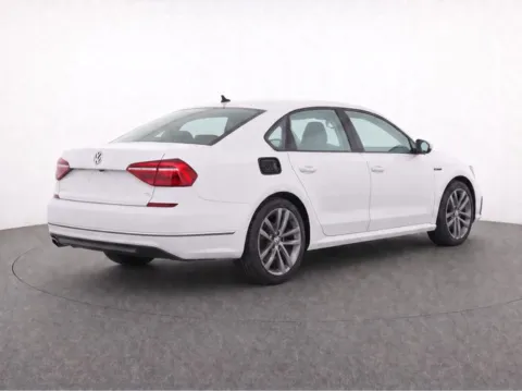 More photos of 2018 Volkswagen Passat 2.0T R-Line at Hi Lo Auto Sales, MD