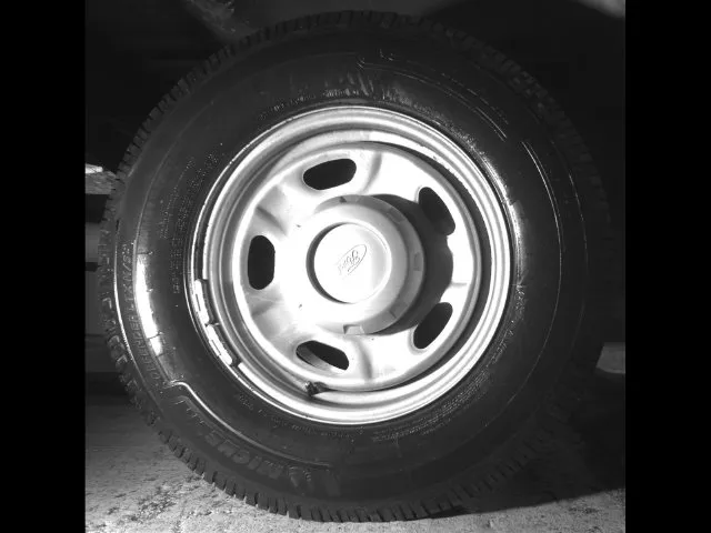 Ford F-250SD photo 11