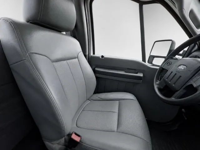 Ford F-250SD photo 19