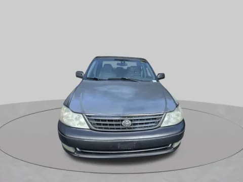 Photos of 2004 Toyota Avalon XLS for sale in Frederick, MD at Hi Lo Auto Sales
