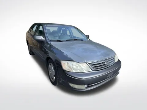 Another view of 2004 Toyota Avalon XLS for sale in Frederick, MD at Hi Lo Auto Sales