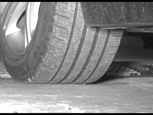 BMW 3 Series photo 13