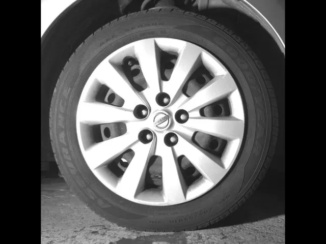 Nissan Sentra photo 9
