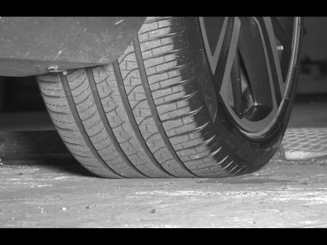 Volvo S60 photo 14
