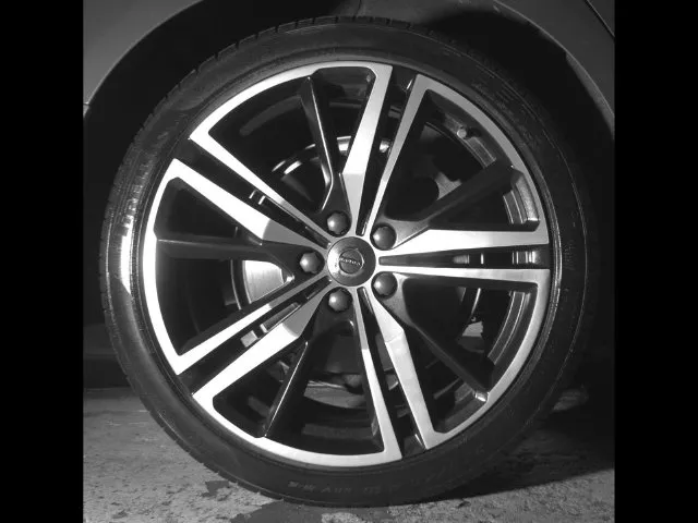Volvo S60 photo 11