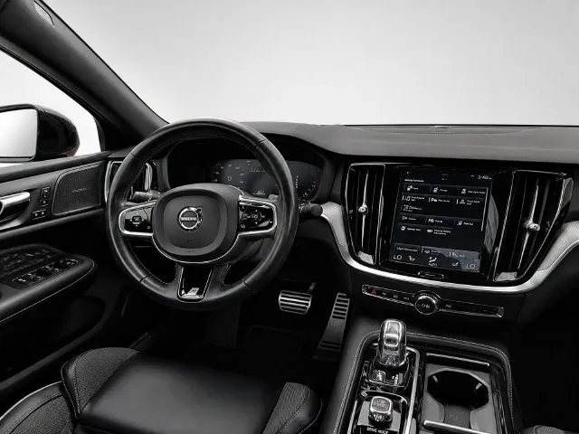 Volvo S60 photo 28
