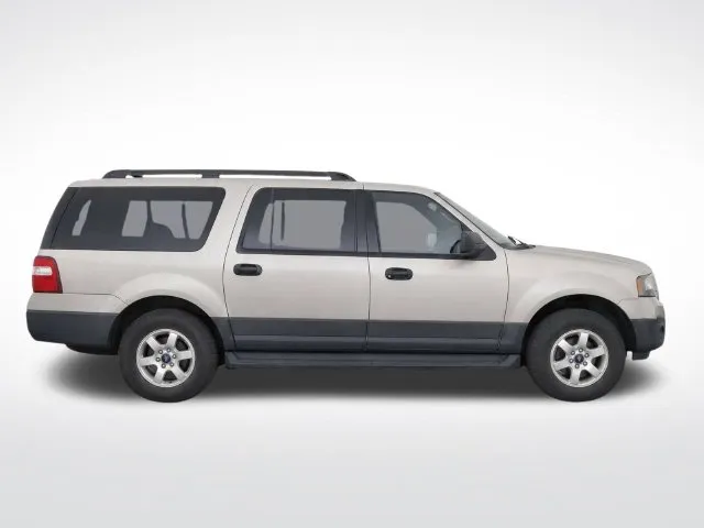 Ford Expedition EL photo 8