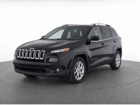 Photos of 2018 Jeep Cherokee Latitude for sale in Frederick, MD at Hi Lo Auto Sales