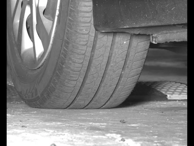 Hyundai Elantra photo 13