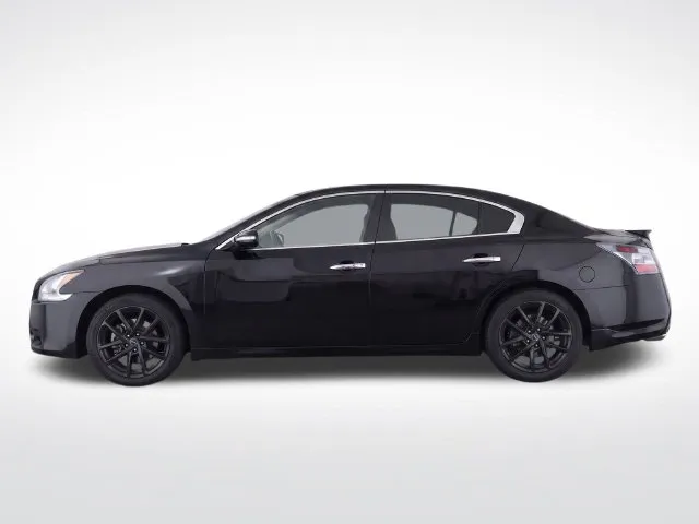 Nissan Maxima photo 7