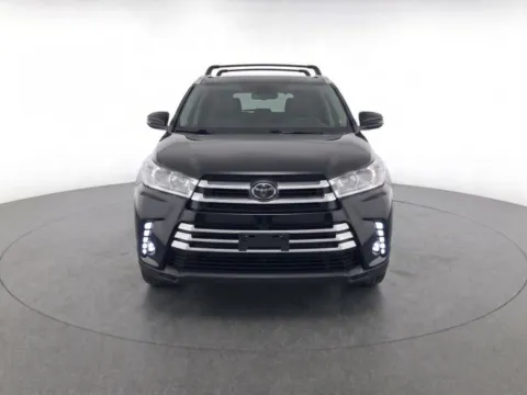 More photos of 2017 Toyota Highlander Limited Platinum at Hi Lo Auto Sales, MD