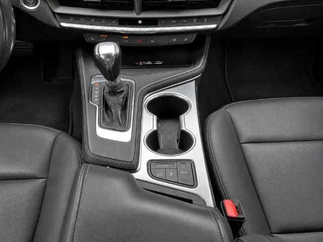 Cadillac CT4 photo 17