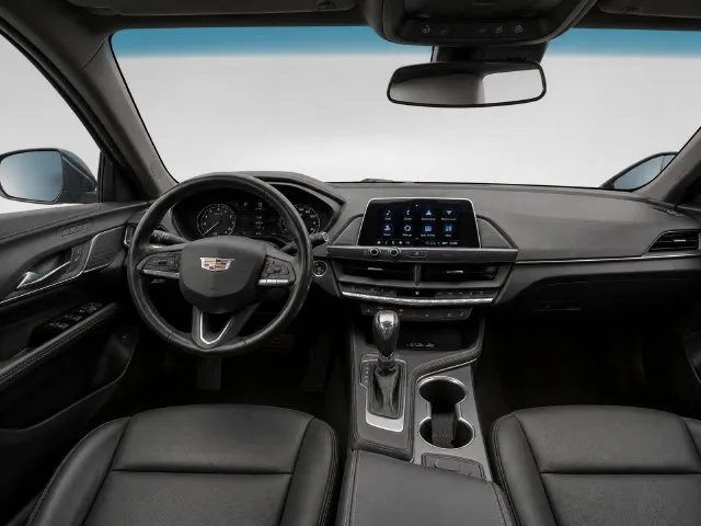 Cadillac CT4 photo 22