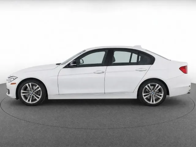 BMW 3 Series photo 7