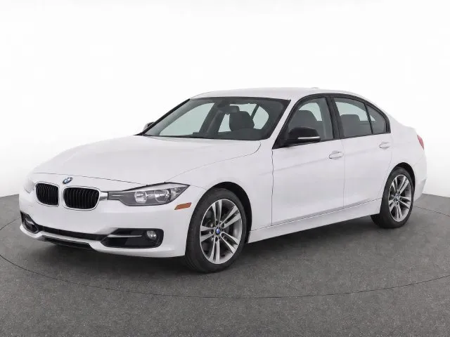 BMW 3 Series photo 2