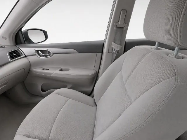 Nissan Sentra photo 13