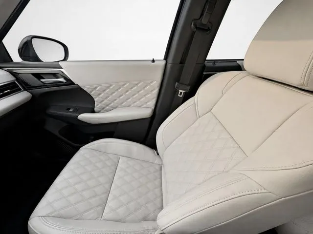 Mitsubishi Outlander photo 22