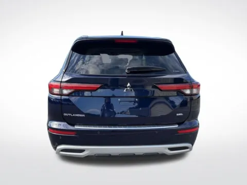 More photos of 2023 Mitsubishi Outlander SEL at Hi Lo Auto Sales, MD