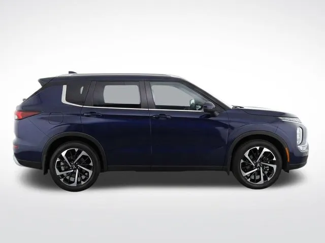 Mitsubishi Outlander photo 8