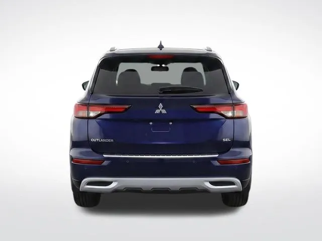 Mitsubishi Outlander photo 6