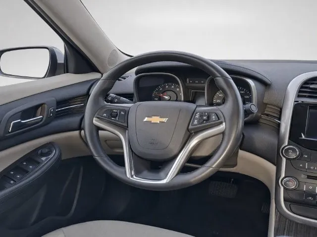 Chevrolet Malibu photo 16