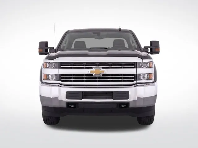 Chevrolet 3500HD photo 5