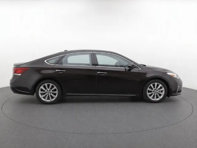 Toyota Avalon photo 8