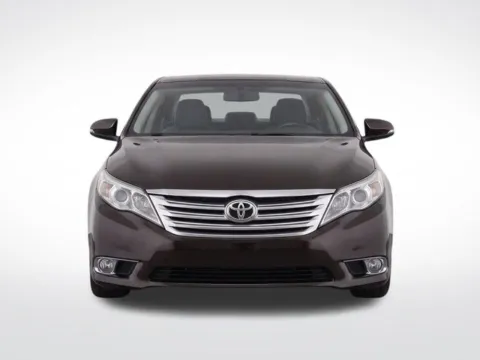 More photos of 2011 Toyota Avalon Limited at Hi Lo Auto Sales, MD