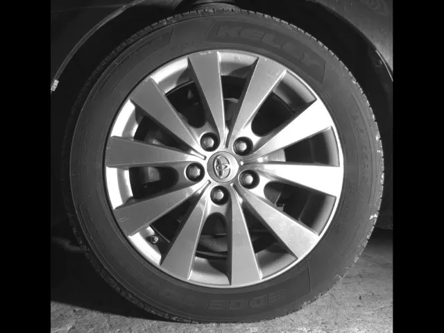 Toyota Avalon photo 9