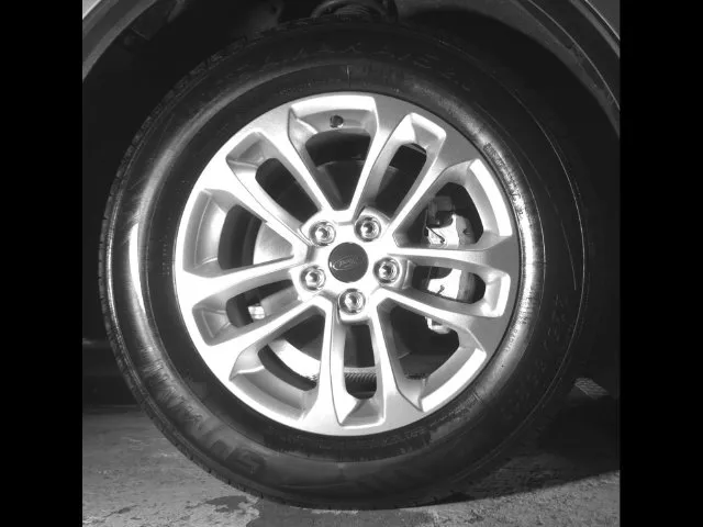 Ford Escape photo 9