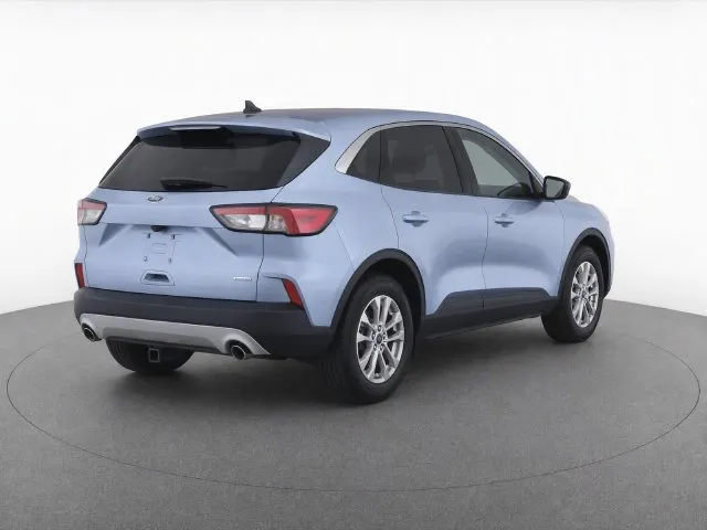 Ford Escape photo 3