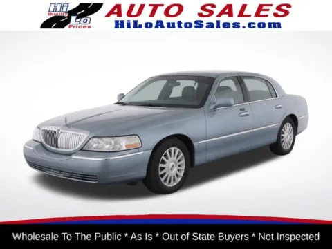 Unknown 2005 Lincoln Town Car Signature for sale in Frederick, MD