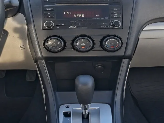 Subaru Impreza photo 9