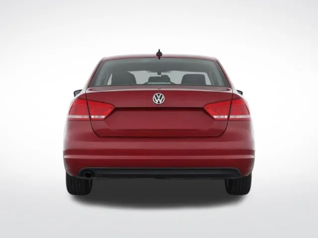 Volkswagen Passat photo 6