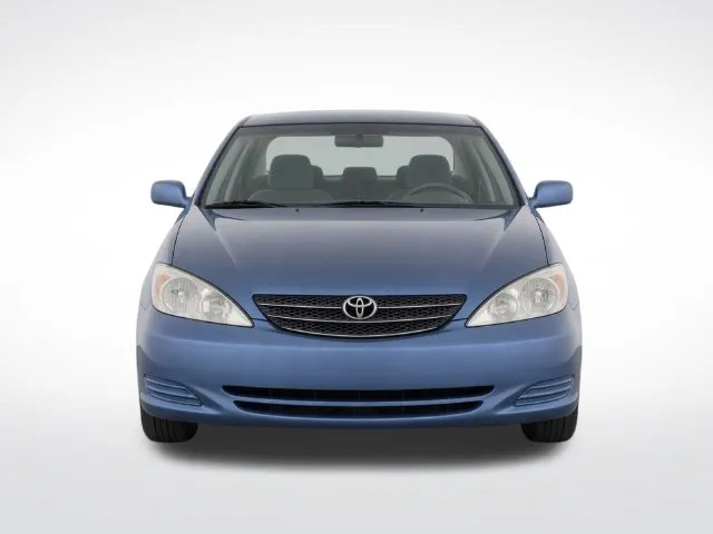 Toyota Camry photo 5