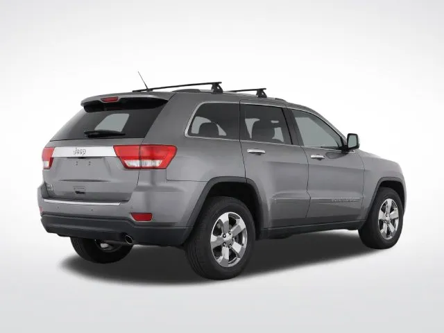 Jeep Grand Cherokee photo 3