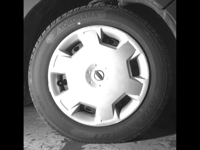 Nissan Versa photo 9