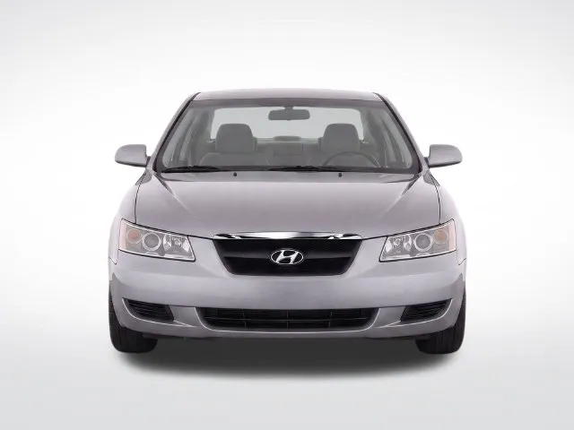 Hyundai Sonata photo 5