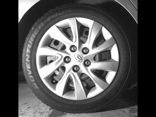 Hyundai Elantra photo 12