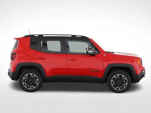 Jeep Renegade photo 8