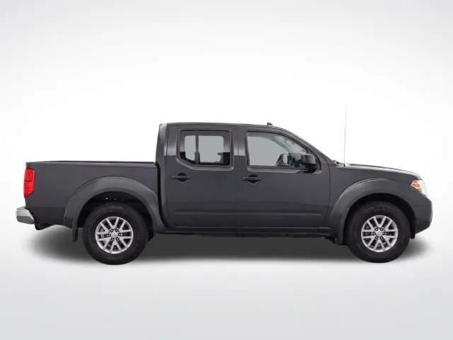 Nissan Frontier photo 8