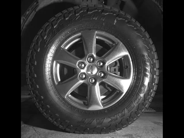 Ford F-150 photo 9