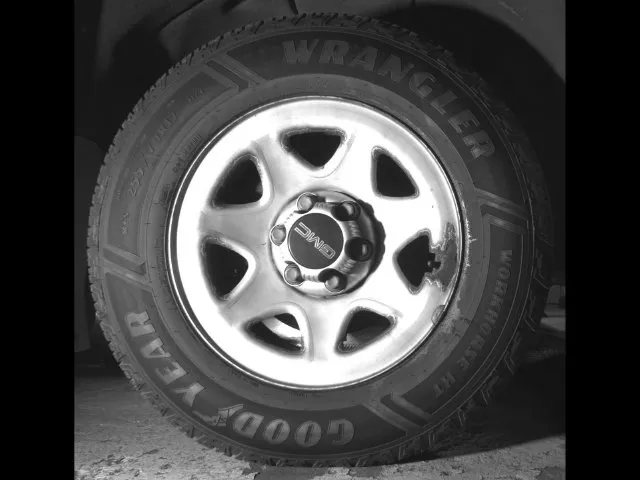 GMC Sierra photo 10