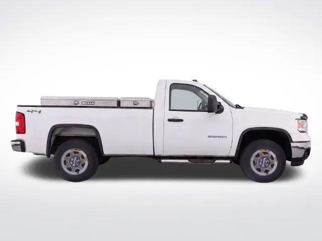 GMC Sierra photo 8