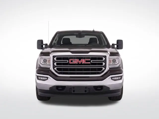 GMC Sierra photo 5