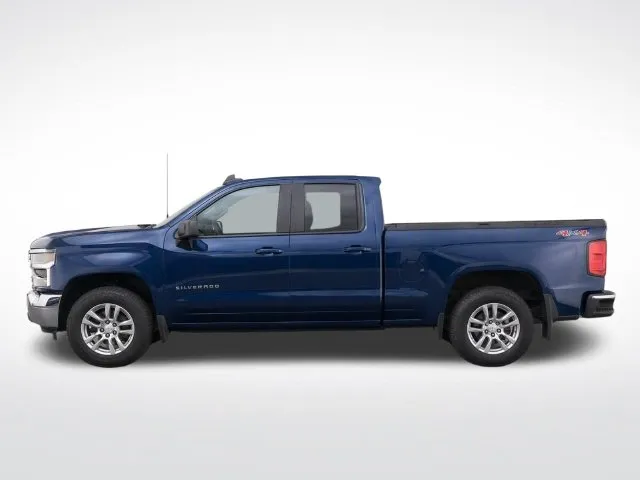 Chevrolet Silverado photo 7