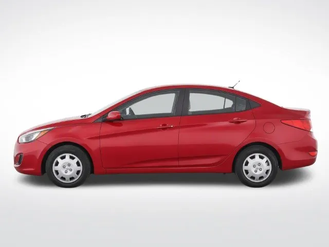 Hyundai Accent photo 7