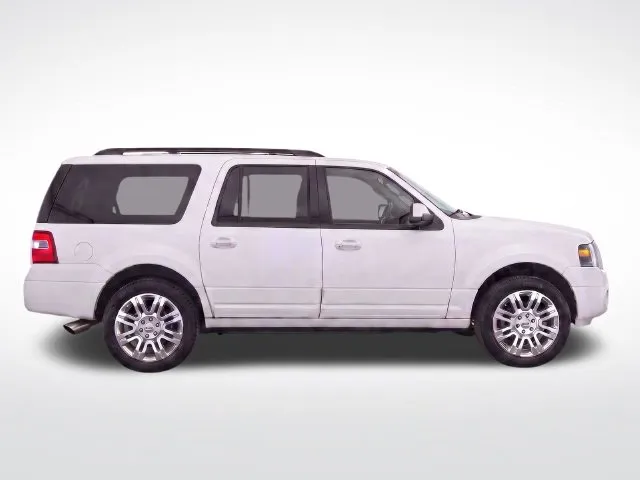Ford Expedition EL photo 8