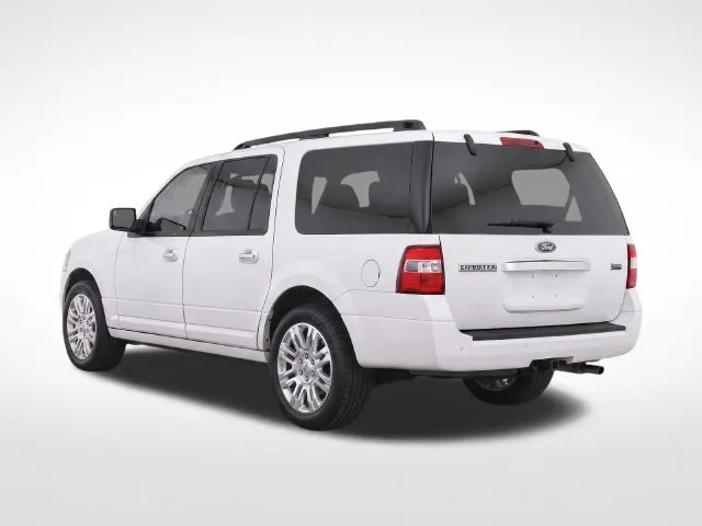 Ford Expedition EL photo 4